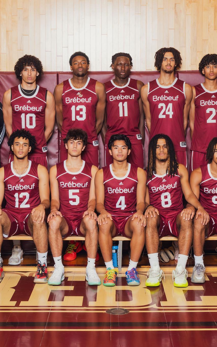 Basketball players in red uniforms